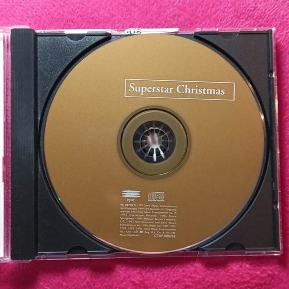 CD- Superstar Christmas - Picture 5 of 6